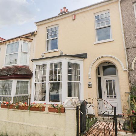 44 Elm Road Plymouth Exterior photo